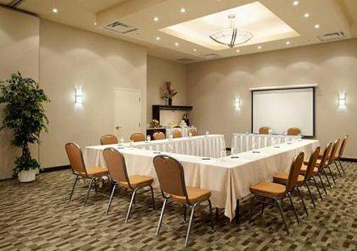 фото отеля Quality Inn & Suites Brossard
