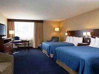 Quality Inn & Suites Brossard