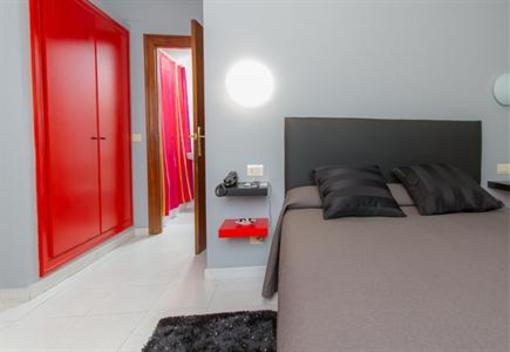 фото отеля Hostal La Mar