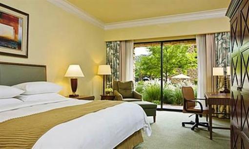 фото отеля The Woodlands Resort