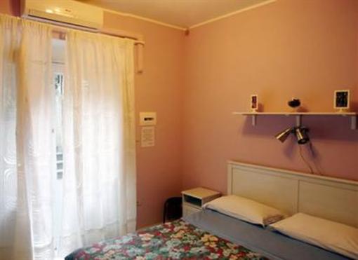 фото отеля Hostel Taormina