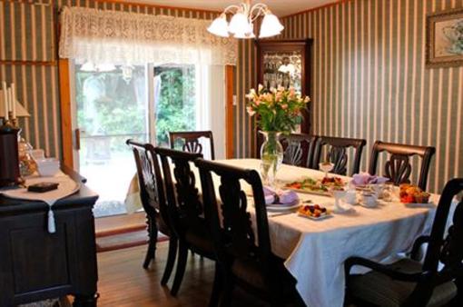 фото отеля Le Cachet B&B North Hatley