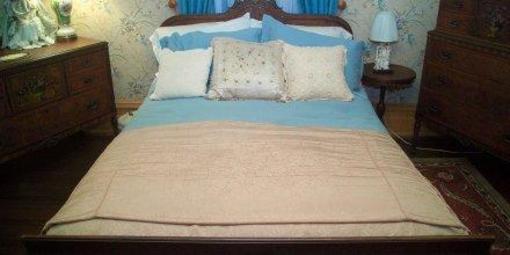 фото отеля South Broadway Manor Bed and Breakfast