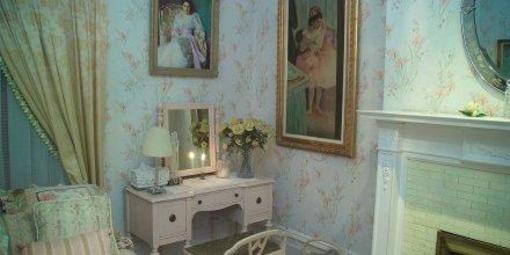 фото отеля South Broadway Manor Bed and Breakfast