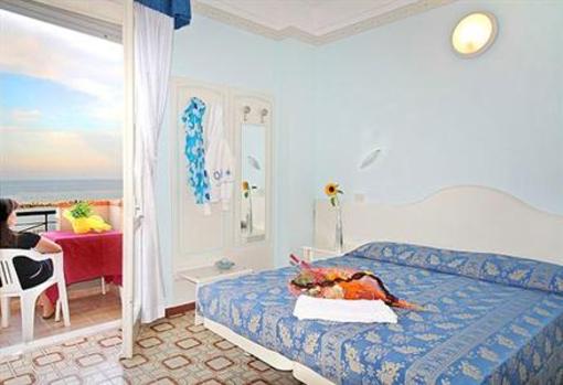 фото отеля Hotel Cadiz