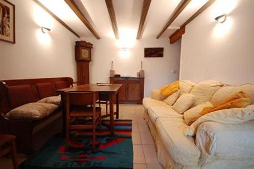 фото отеля Hamilton Backpackers Lodge