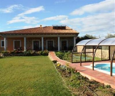 фото отеля Apartamentos El Jardin del Poeta