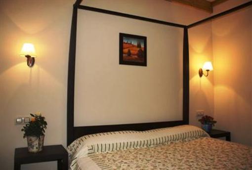 фото отеля Apartamentos El Jardin del Poeta