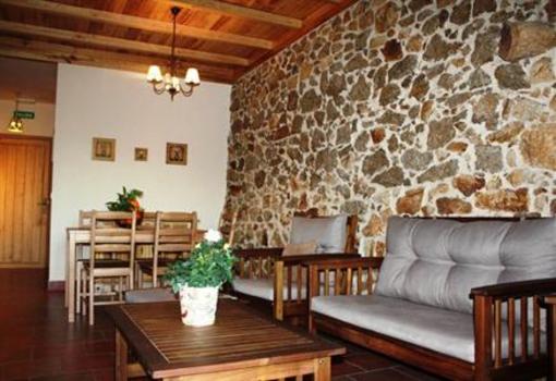 фото отеля Apartamentos El Jardin del Poeta