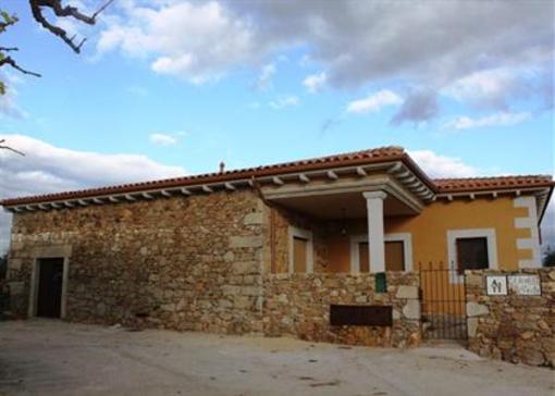 фото отеля Apartamentos El Jardin del Poeta