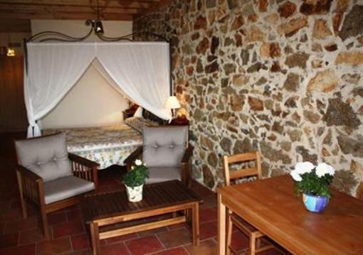 фото отеля Apartamentos El Jardin del Poeta