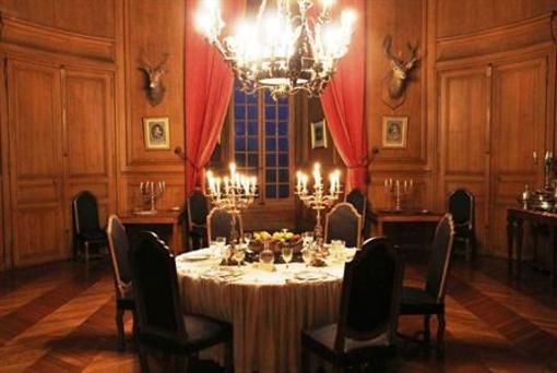 фото отеля Chateau de Saint-Fargeau