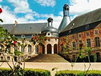 фото отеля Chateau de Saint-Fargeau