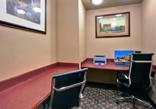 фото отеля Holiday Inn Express Calgary