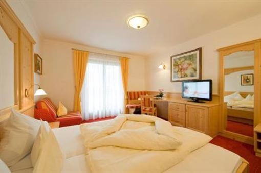 фото отеля Hotel Kronhof