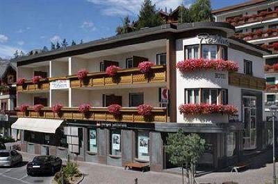 фото отеля Robinson Hotel Crans-Montana