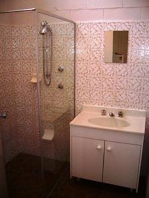 фото отеля Lake House 4 - Budget