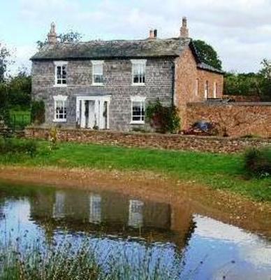 фото отеля Muddifords Court Country House