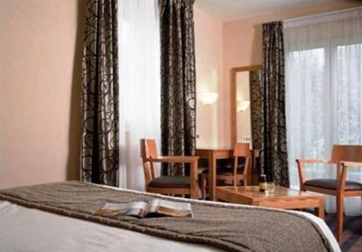 фото отеля Auberge Du Moulin Marin