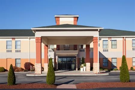фото отеля Holiday Inn Express Providence North Attleboro