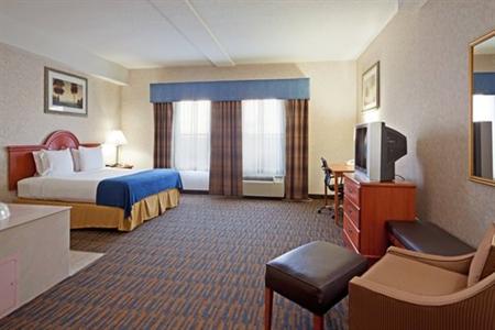фото отеля Holiday Inn Express Providence North Attleboro
