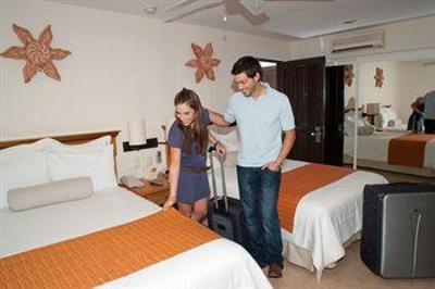 фото отеля The Reef Playacar Resort Playa del Carmen