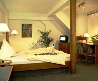 фото отеля Hotel Deutsches Haus Grebenhain