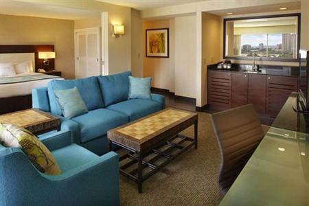 фото отеля DoubleTree by Hilton Alana Waikiki