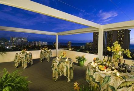 фото отеля DoubleTree by Hilton Alana Waikiki