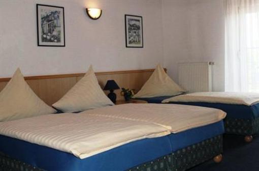 фото отеля Hotel Zur Wasserburg