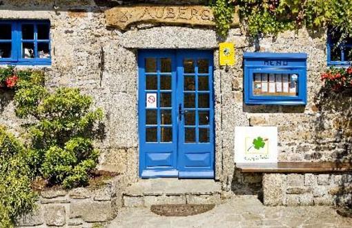 фото отеля Auberge Le Puits De Jeanne