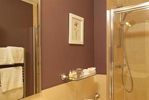 фото отеля Loch Ness Lodge
