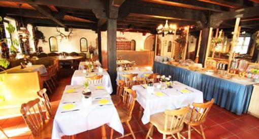 фото отеля Hotel Restaurant Zum Forst