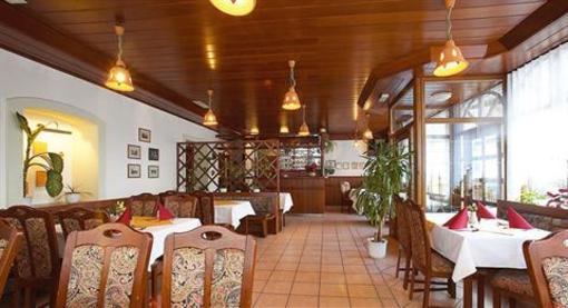 фото отеля Bledec Youth Hostel