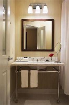 фото отеля Sheraton Minneapolis Midtown Hotel