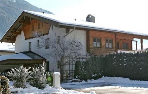 фото отеля Landhaus Mair