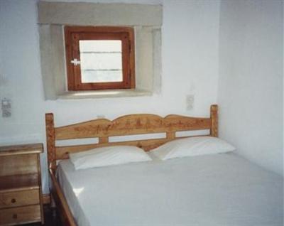 фото отеля Flisvos Rooms Sfakia
