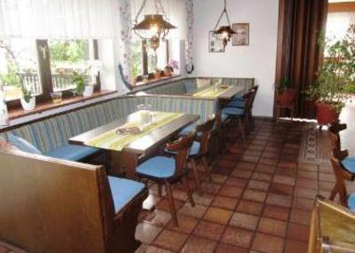 фото отеля Gasthof Pension Buechelsteiner Hof Grattersdorf