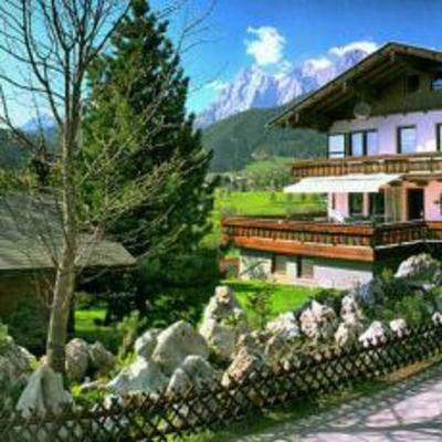 фото отеля Dachsteinperle Pension
