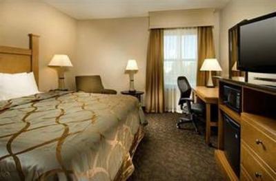 фото отеля Drury Plaza Hotel Broadview - Wichita