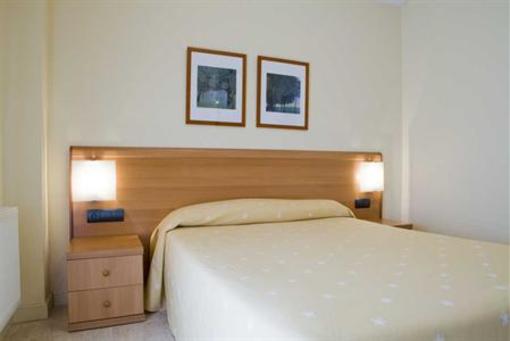 фото отеля Apartamentos Solamaza
