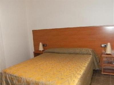 фото отеля Hostal La Gola