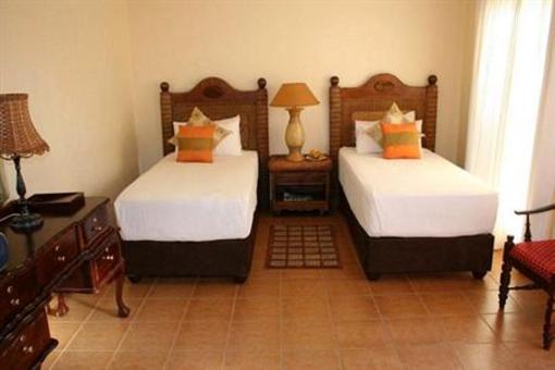 фото отеля Nomndeni Lodge Zamabhele Middelburg (South Africa)