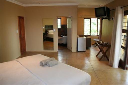 фото отеля Nomndeni Lodge Zamabhele Middelburg (South Africa)