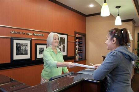 фото отеля Hampton Inn & Suites New Braunfels
