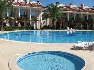 фото отеля Oasis Holiday Villas