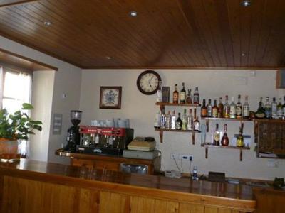 фото отеля Hostal Escuils