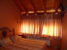 фото отеля Hostal Escuils