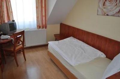 фото отеля Hotel Stadt Emmerich am Rhein