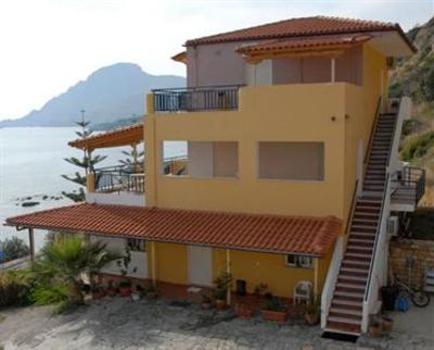 фото отеля Thalassa House Apartments